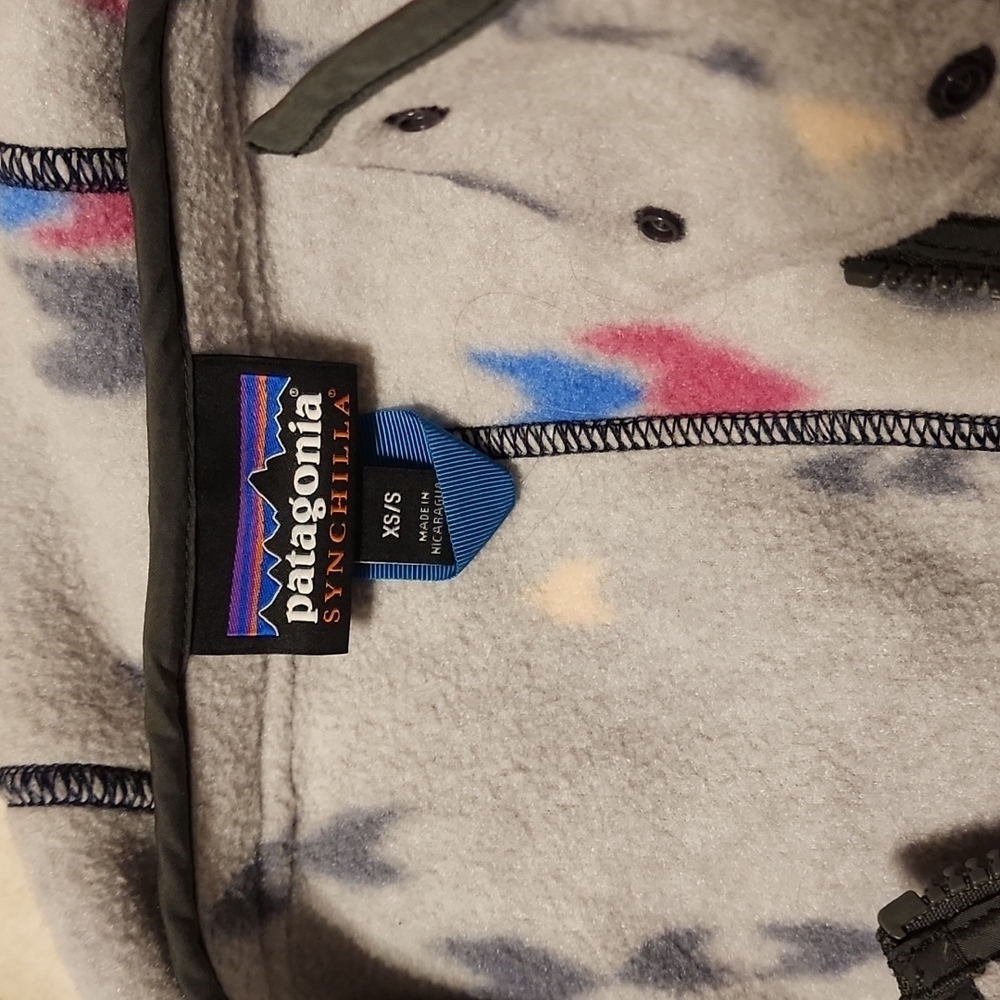 Patagonia Synchilla Poncho - Picture 10 of 10